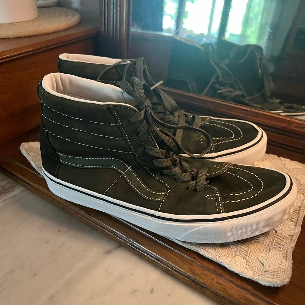 VANS Off the Wall Classic Sk8 High Top Suede Sneakers Dark‎ Green White Men's 7